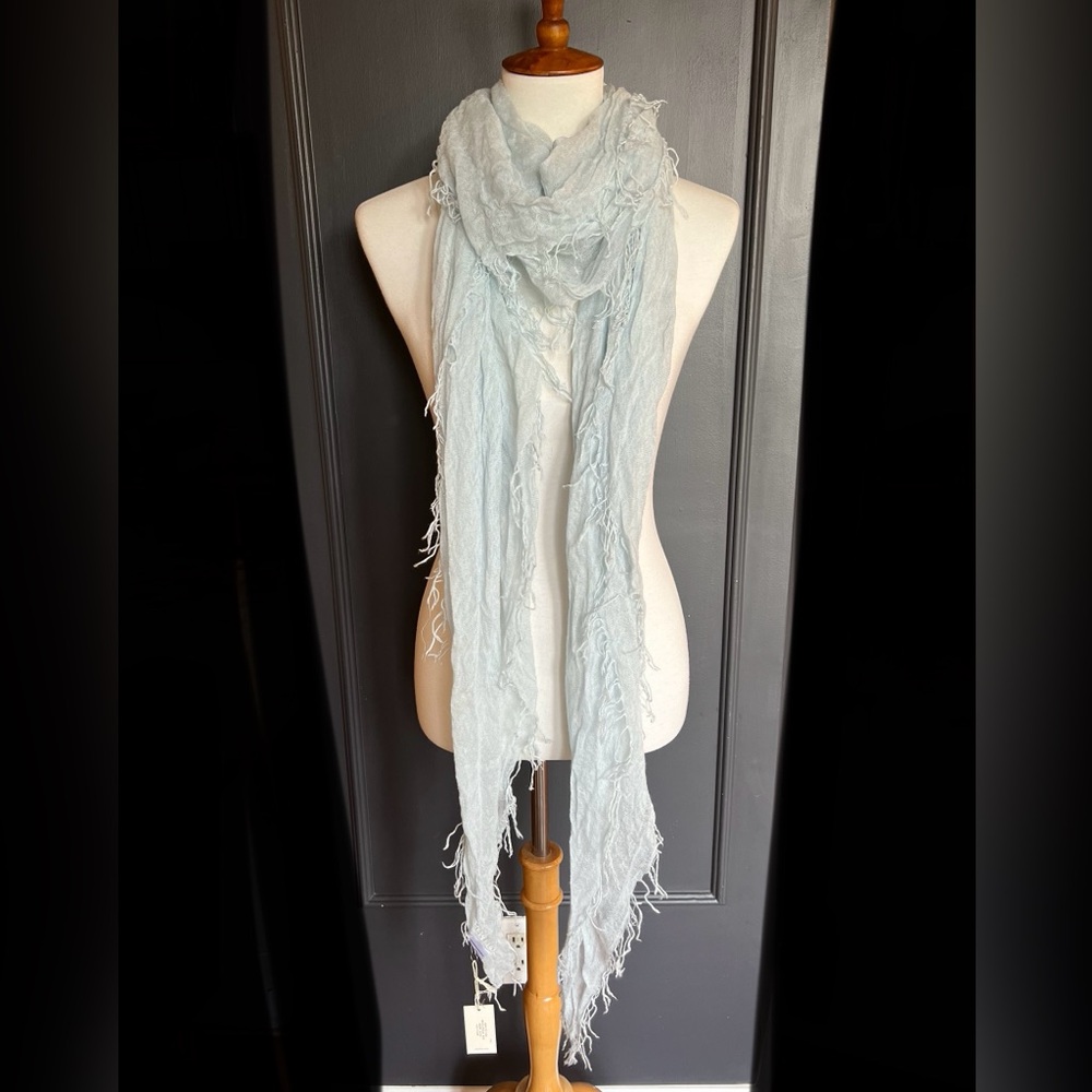 New Auth Chan Luu Cashmere and Silk Scarf Color: Ice Flow